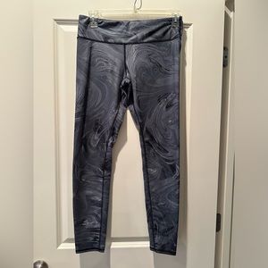 alo Marble Print leggings